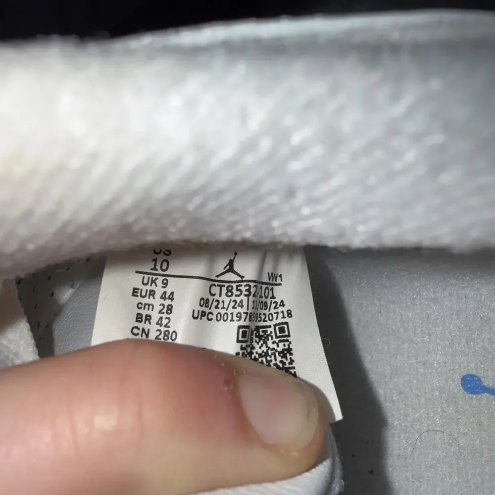 Jordan Air Jordan 3 Retro Racer Blue Mid Top Sneakers White Blue Gray Leather